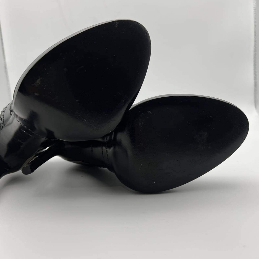 Burberry Black Leather Booties / Heels - Picture 12 of 15